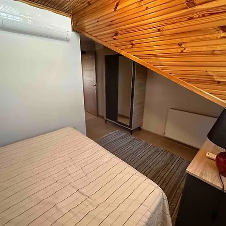 Apartment Dublex Roof With Ac, Perfect Location