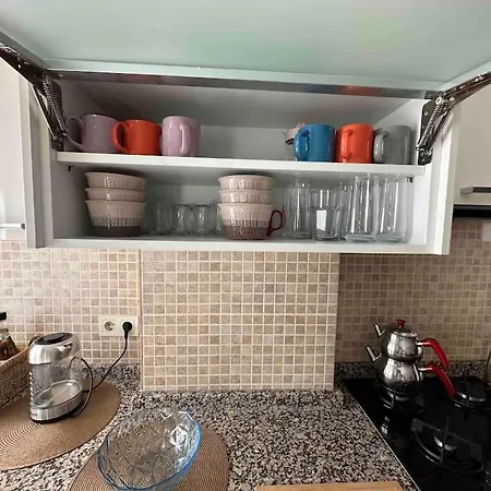 Dublex Roof With Ac, Perfect Location شقة *