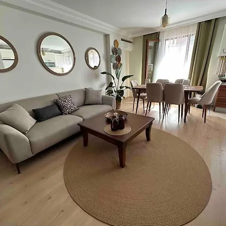 Apartman Dublex Roof With Ac, Perfect Location *